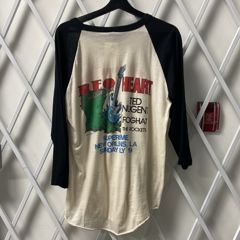 1981 Rocking The Dome Concert Shirt - XL - Picture 3 of 6